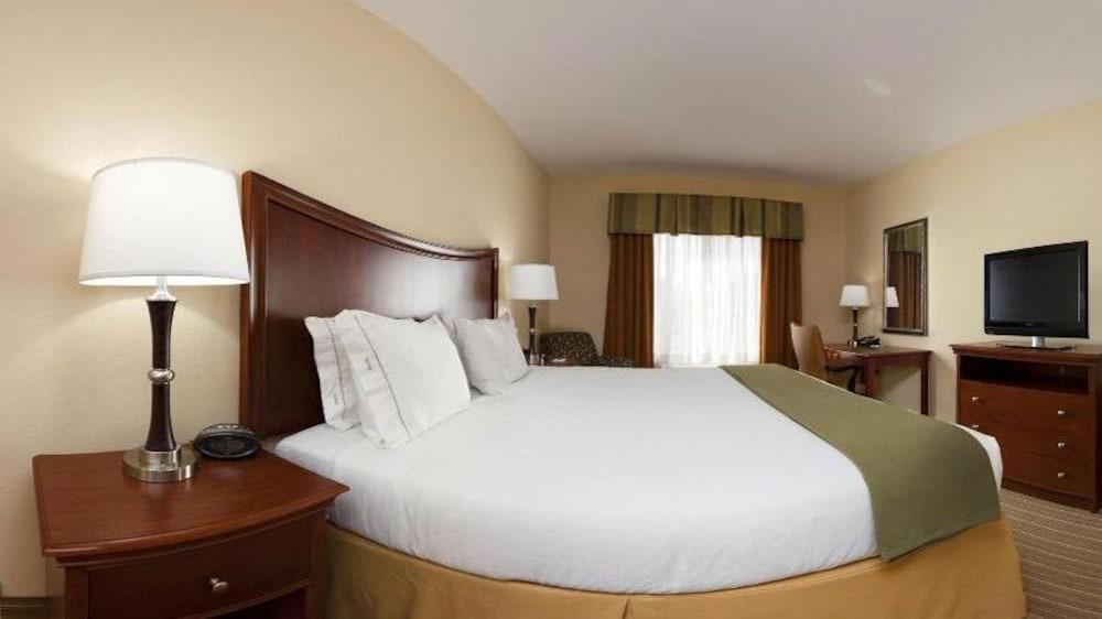 Holiday Inn Express Hotel & Suites Portland By Ihg Exterior photo